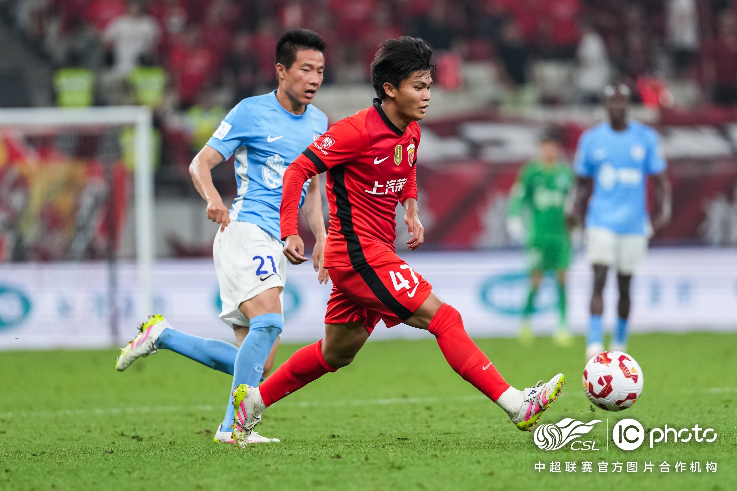 爱游戏平台下载中超赛前走向成谜，广州队状态回暖，引发热议，赛季目标并未改变的简单介绍