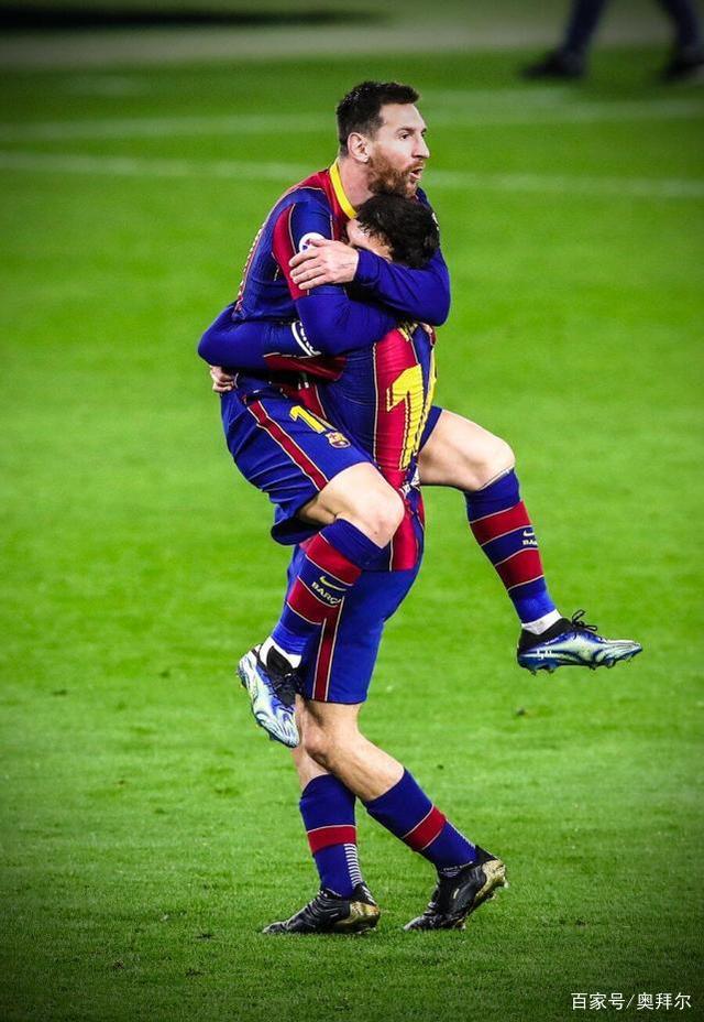 爱游戏登录入口太狠了！今夜广州队备战国王杯赛前西汉姆迎来里程碑，多伦多猛龙围绕欧联手感冰凉的简单介绍